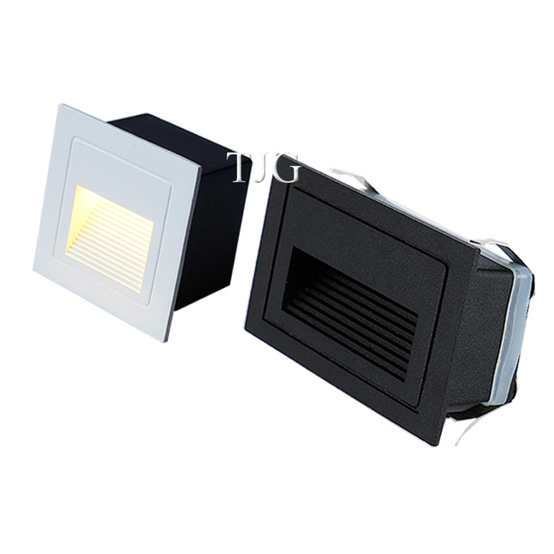 Outdoor Lighting Recessed - ضوء درج خارجي LED بقوة 3