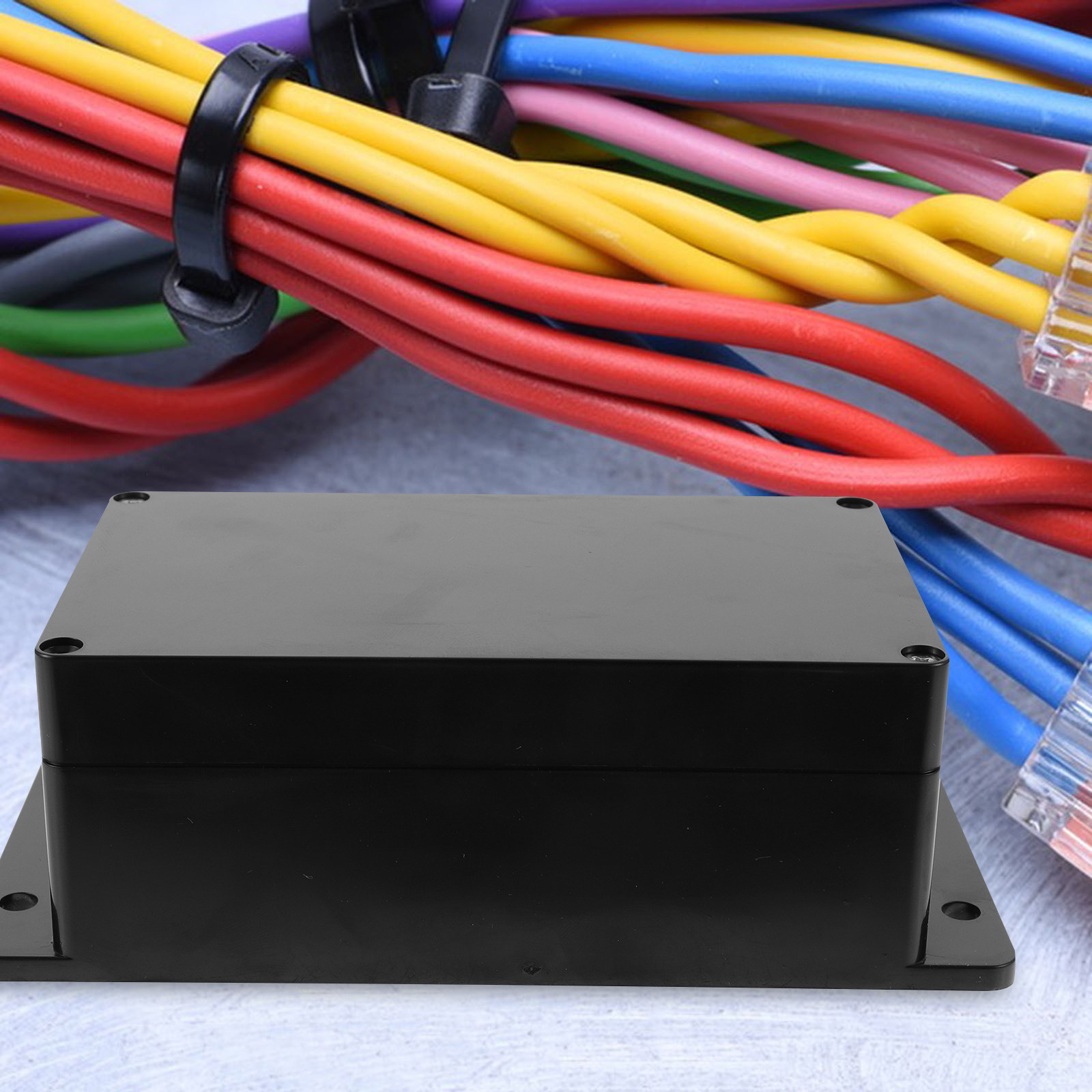 صندوق توصيل كهربائي خارجي مقاو - مراجعة Outdoor Lighting Junction وسعره