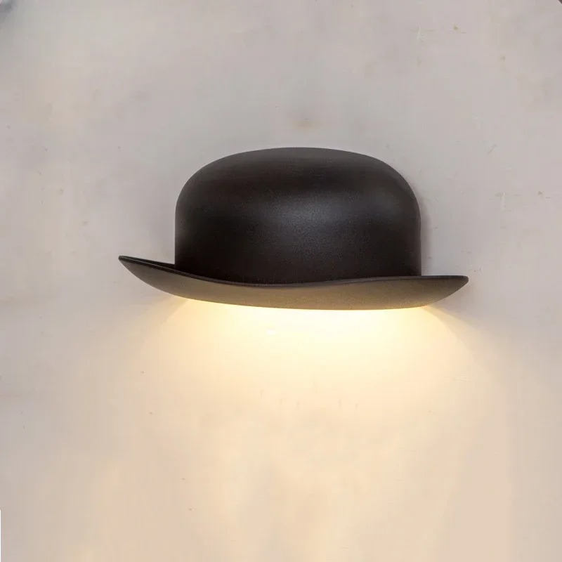 مصباح جداري مقاوم للماء على شك - مراجعة Outdoor Lighting No Wiring وسعره