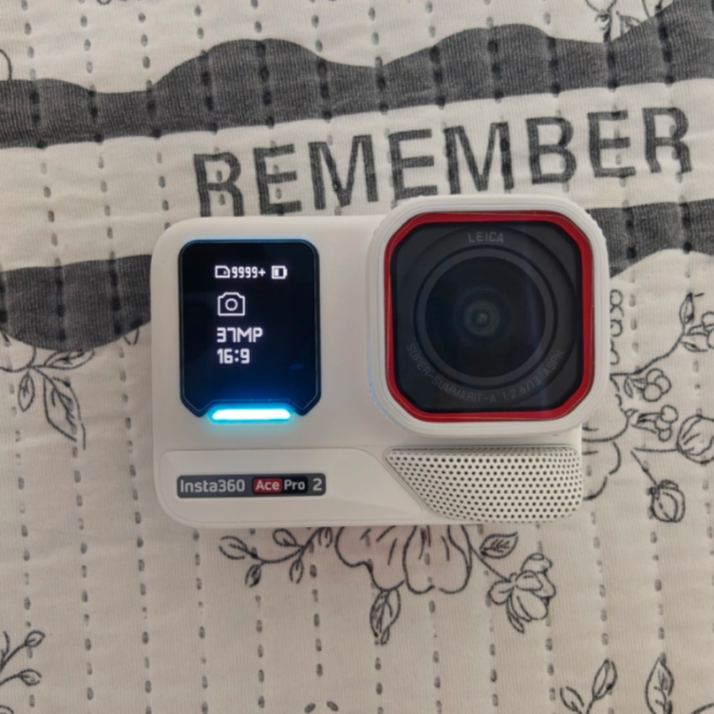 كاميرا أكشن مقاومة للماء بدقة  - مراجعة Outdoor Lighting Japanese وسعره